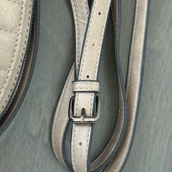 Sam & Hadley Quilted Crossbody Handbag - Cream 9" x 3" - Picture 8 of 16